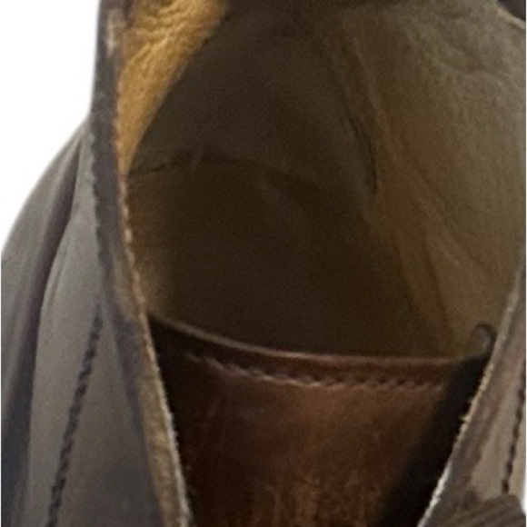 UGGS sz. 11 Mens chukka leather boots in good used condition amazing quality - Picture 11 of 14